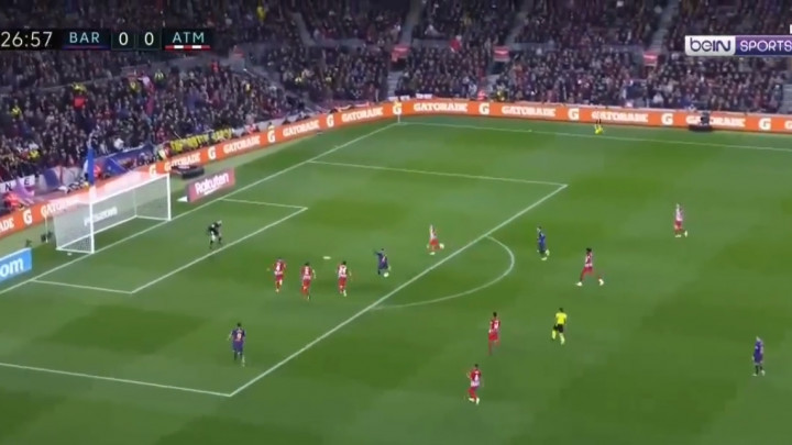 Navijači Barcelone su već krenuli slaviti, ali je Oblak čudesnom odbranom sačuvao svoju mrežu