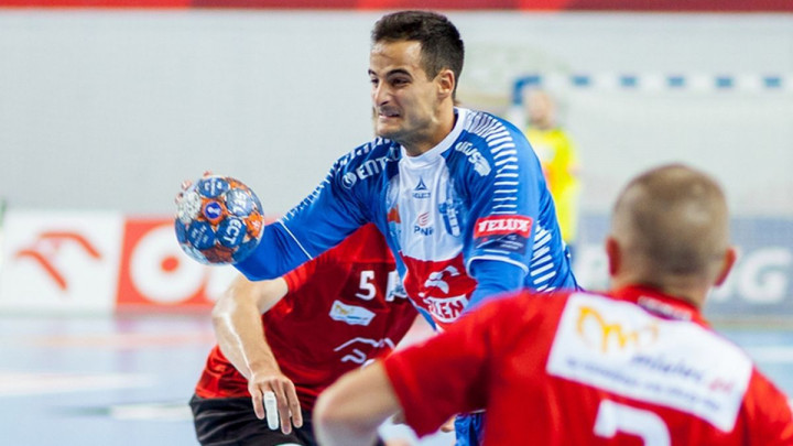 Metalurg slavio, Tarabochia brojao do osam