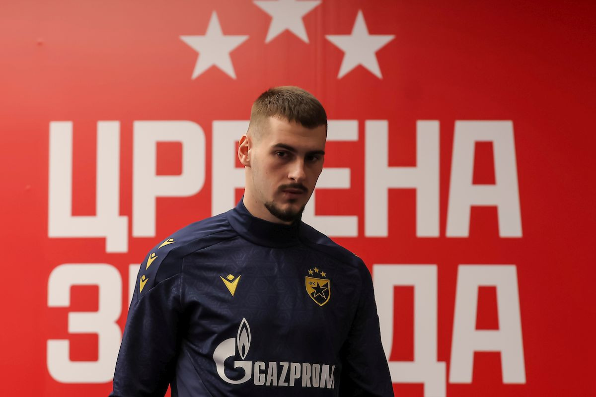 (Ne)očekivan posao: Crvena zvezda dogovorila transfer od osam miliona eura! (Ne)očekivan posao: Crvena zvezda dogovorila transfer od osam miliona eura!