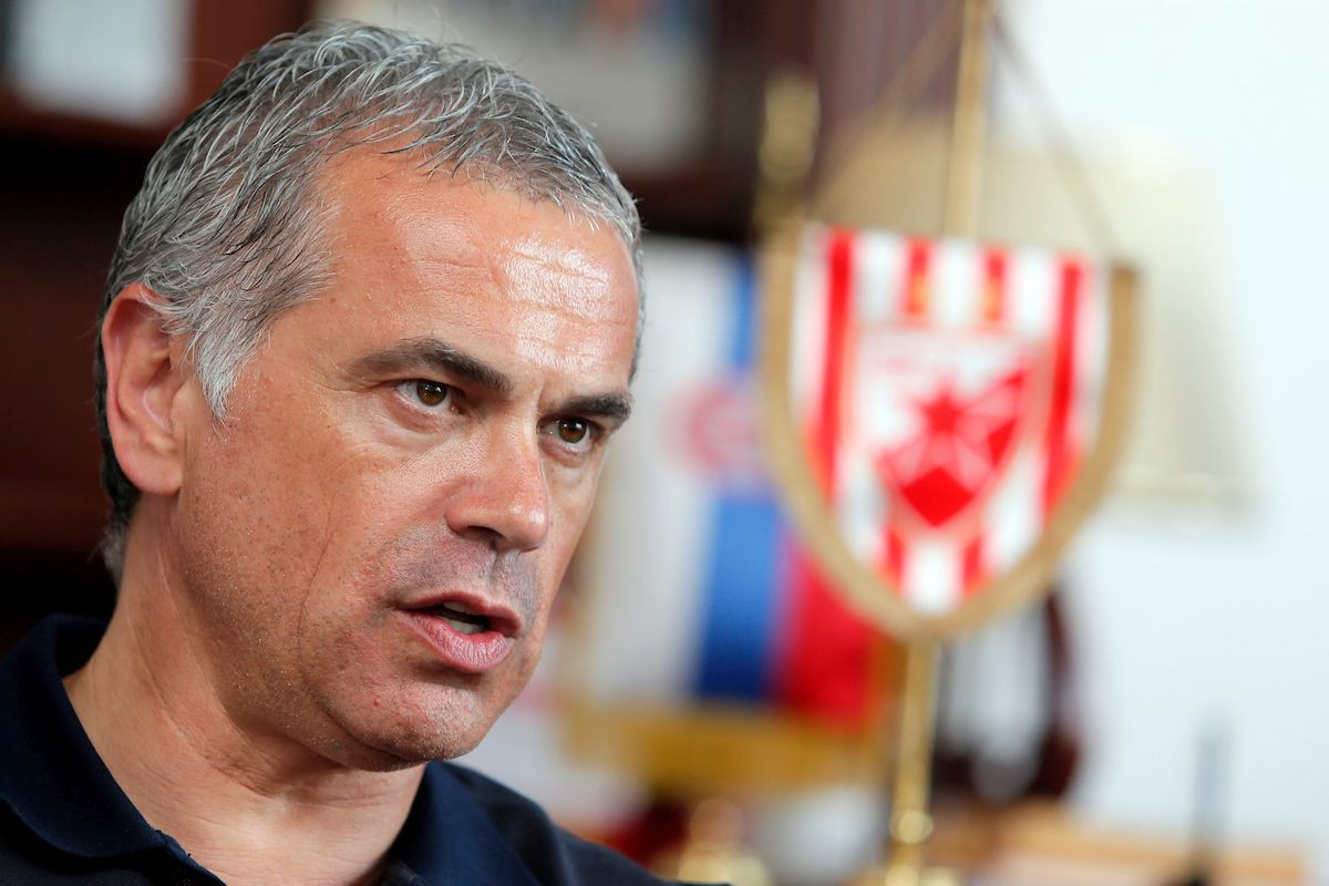 Ni poziv moćnog Zvezdana Terzića nije mogao ništa: "Ispao je čovjek, dao nam je riječ" Ni poziv moćnog Zvezdana Terzića nije mogao ništa: "Ispao je čovjek, dao nam je riječ"