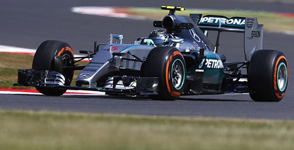 Rosberg dominirao na početku vikenda