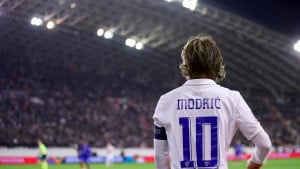Javio se čovjek zbog kojeg Modrić više ne nosi "desetku" na leđima: "Od njega očekujem da..."