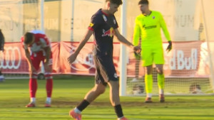 Alajbegović pokazao klasu protiv Crvene zvezde: Crveno-bijeli se poraženi vraćaju u Beograd