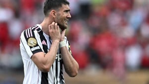 Nije tako dobar kao što misli: Vlahović je doživio poniženje života, a Juventus mu sprema još veće!