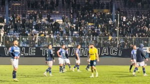 Više oprosta nema: Manijaci otjerali igrače Željezničara u svlačionicu!