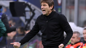 Velika legenda na pragu je preuzimanja Tottenhama nakon otkaza Conteu!