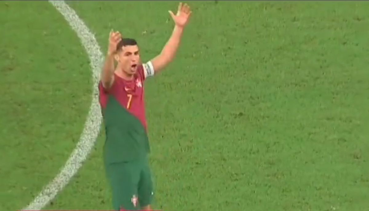 Nevjerovatno na šta je Ronaldo natjerao adidas i FIFA-u, stiglo je bolno prizemljenje Nevjerovatno na šta je Ronaldo natjerao adidas i FIFA-u, stiglo je bolno prizemljenje