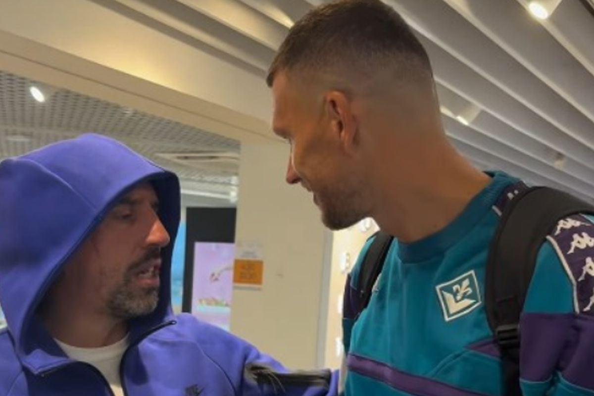 Džeku na aerodromu dočekao Ribery, legendarni fudbaler mu je imao šta poručiti Džeku na aerodromu dočekao Ribery, legendarni fudbaler mu je imao šta poručiti