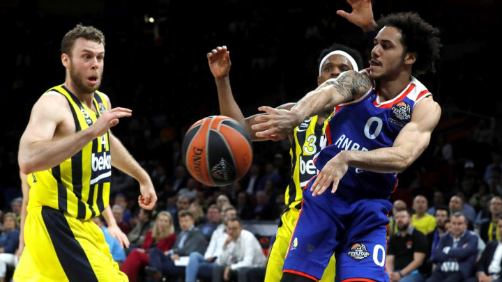Efes skinuo Fenerbahče sa trona i nakon 10 godina osvojio titulu