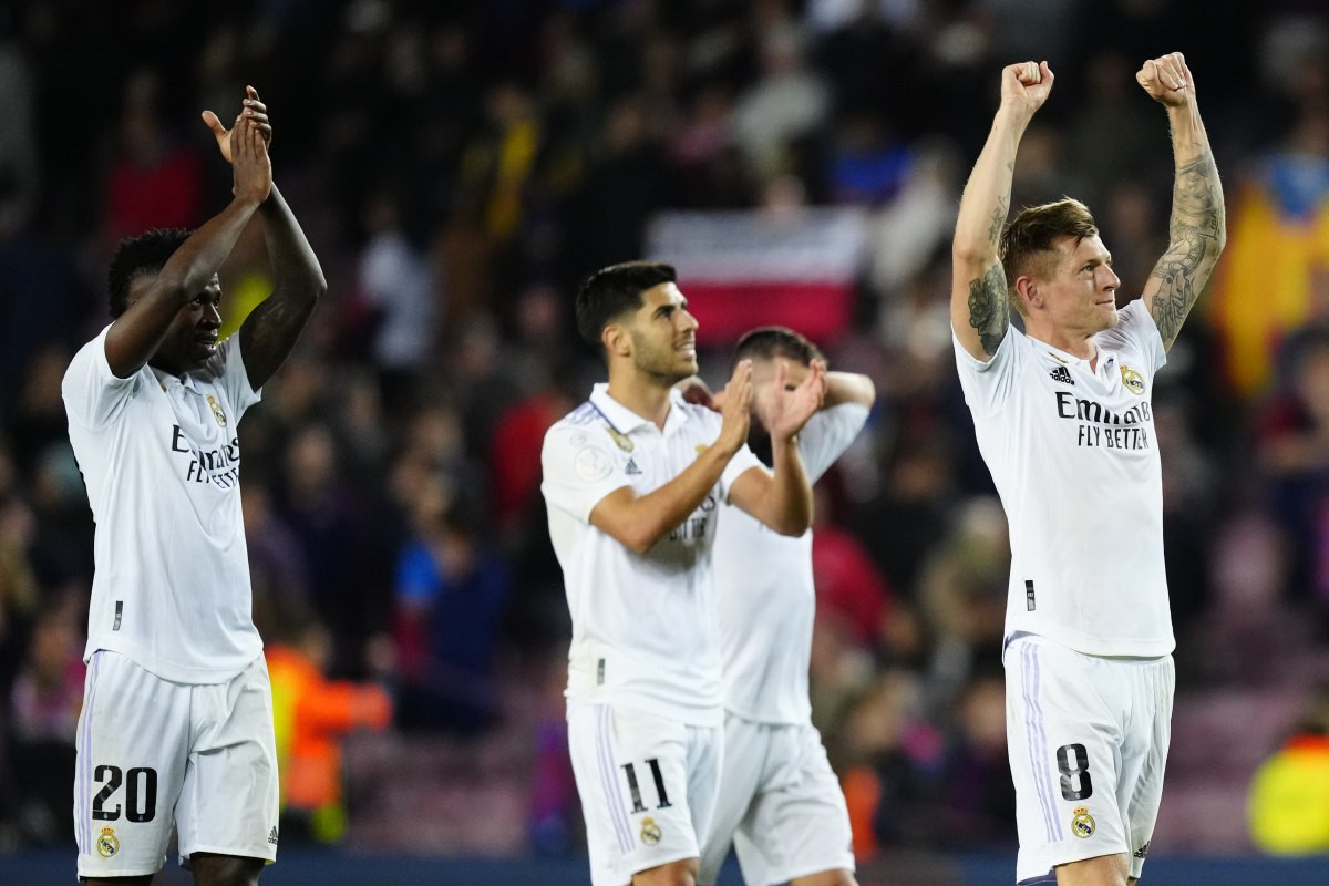 Nevolje u svlačionici Real Madrida - Toniju Kroosu 'pukao film' zbog Viniciusa Nevolje u svlačionici Real Madrida - Toniju Kroosu 'pukao film' zbog Viniciusa
