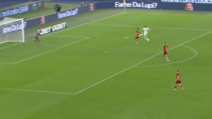 VAR poništio još jedno čarobno djelo neponovljivog Ibrahimovića