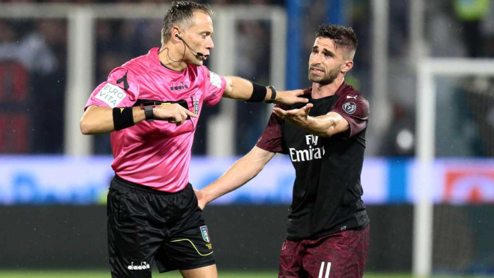 Borini napušta Milan, bira između dva kluba