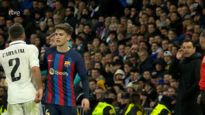Xavi i Carvajal se žestoko svađali pored terena, a onda su kamere snimile šta je trener Barce uradio