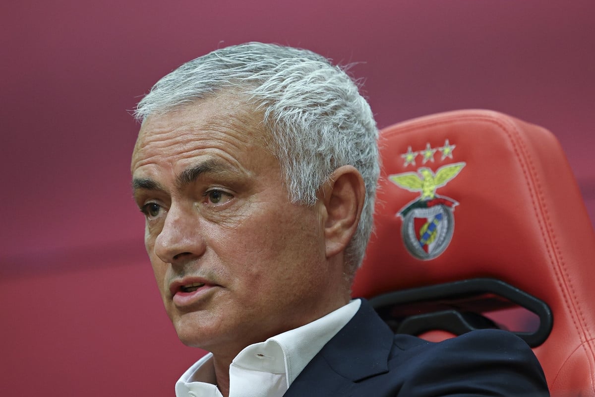 Jose Mourinho tek sjeo na klupu Benfice, a već razmišlja o idućem poslu: "Volio bih tamo"