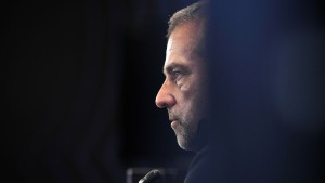 Velika zvijezda Bundeslige doslovno moli Barcu da ga dovede besplatno, šokiran odgovorom Katalonaca