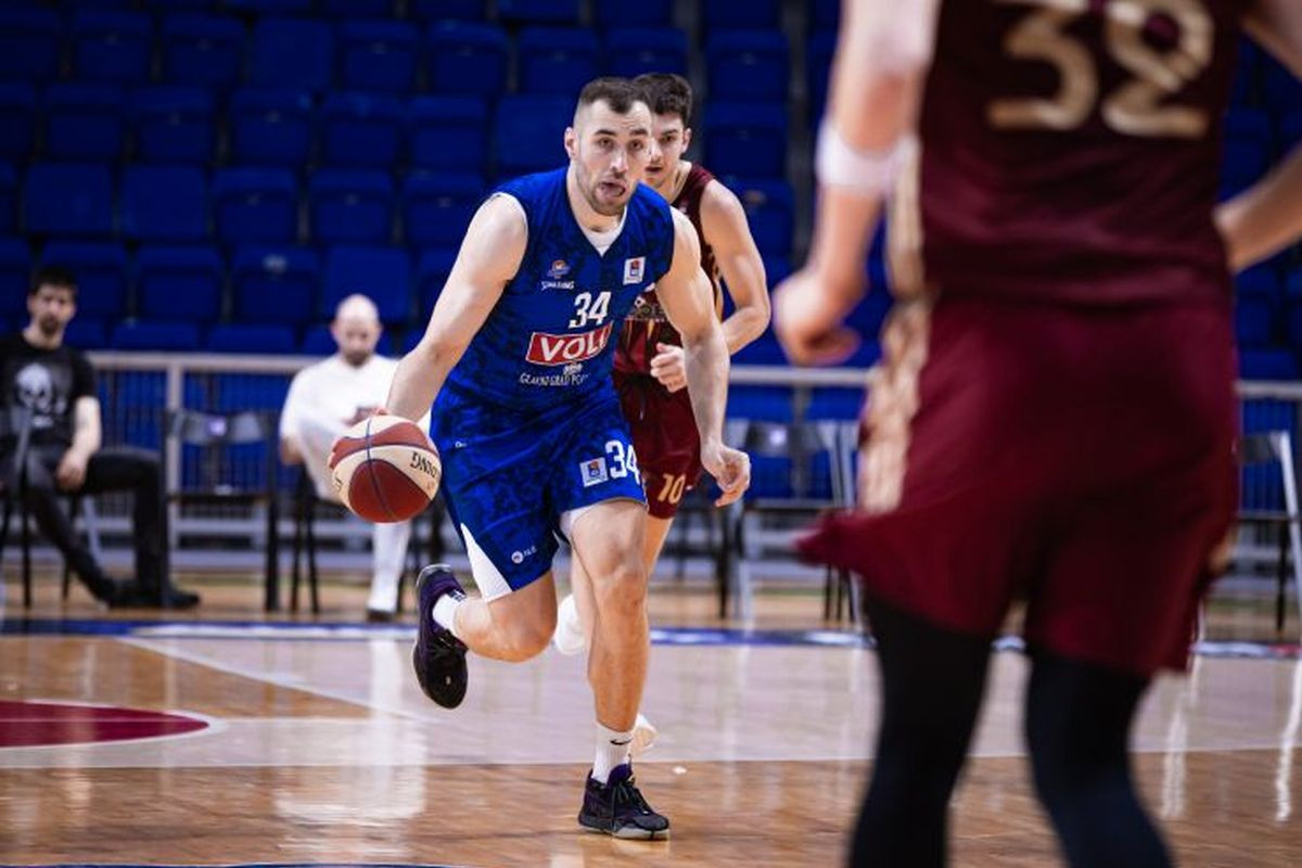 Kenan Kamenjaš je najbolji centar ABA lige! Današnja partija protiv FMP-a je najbolji dokaz toga Kenan Kamenjaš je najbolji centar ABA lige! Današnja partija protiv FMP-a je najbolji dokaz toga
