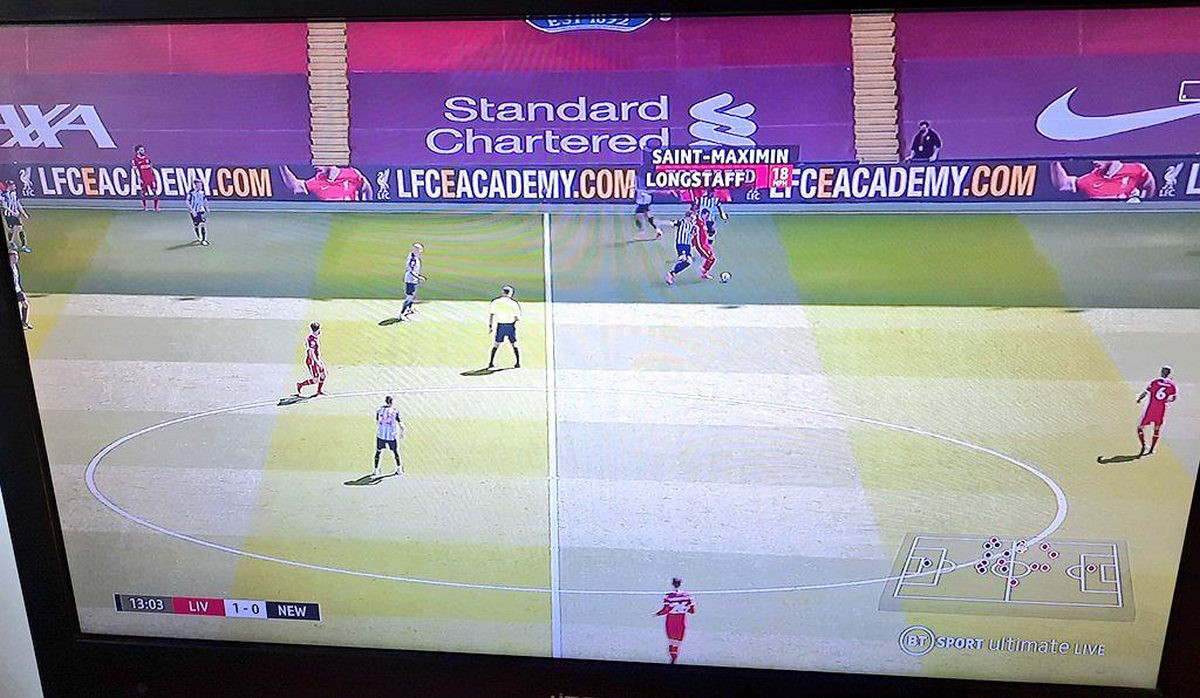 Izgleda kao FIFA, ali stvarno nije: Ovako je danas izgledao TV prenos utakmice Liverpool - Newcastle