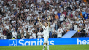 Knjiga je spala na dvije stranice - Luka Modrić odlučuje između ovih klubova!