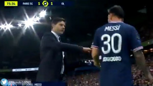 Pochettino pružio ruku Messiju nakon izmjene, a onda ostao kao ukopan