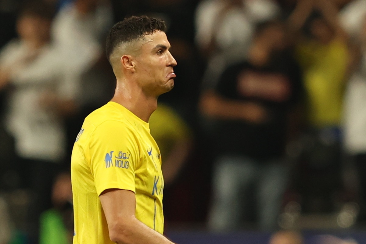 Cristiano Ronaldo dotučen! Mislio da i dalje može postavljati uslove, pa doživio bolno prizemljenje Cristiano Ronaldo dotučen! Mislio da i dalje može postavljati uslove, pa doživio bolno prizemljenje