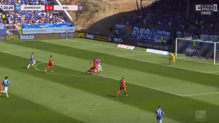 Darko Todorović krivac za gol, pa zamijenjen na poluvremenu
