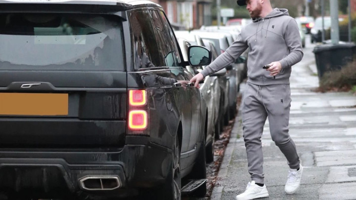 Rooney počeo voziti nakon što mu je istekla dvogodišnja kazna i odmah napravio grešku