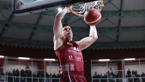 Magičan derbi za vrh Italije: Virtus slomio Repešinu mašineriju sa Sicilije