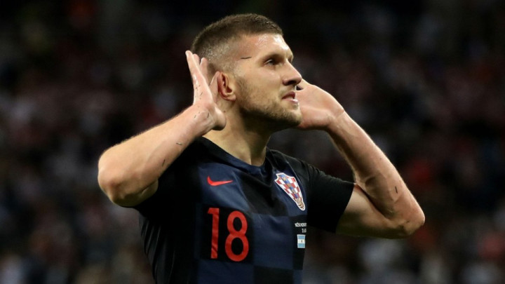 Ante Rebić iz topline svog doma pratio nastup Zmajeva
