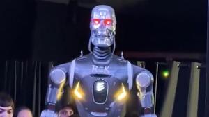 Budućnost je stigla: Čovjek protiv robota u MMA meču, pogledajte šta se desilo!