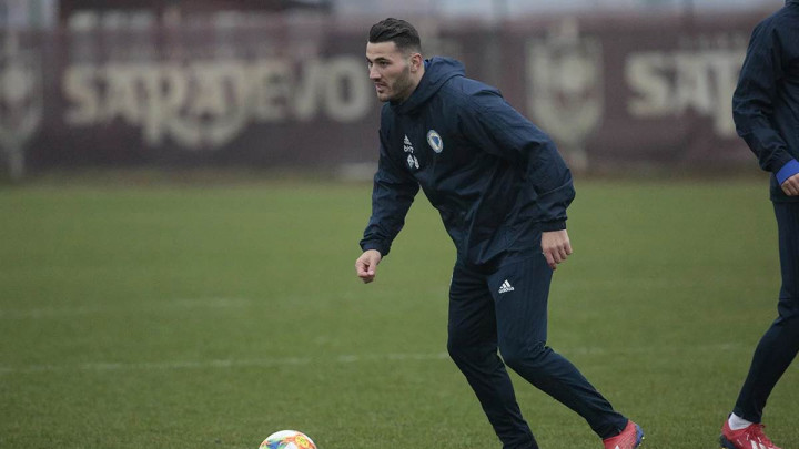 Kolašinac: "Poželio sam našu hranu, nema toga u Londonu..."