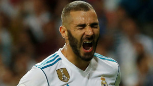 Benzema napao saigrača: "Digni glavu, ne igraj sam"