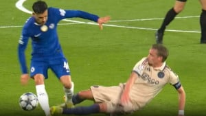 Taylor je večeras mogao završiti karijeru svom protivniku, cijeli stadion se uhvatio za glavu
