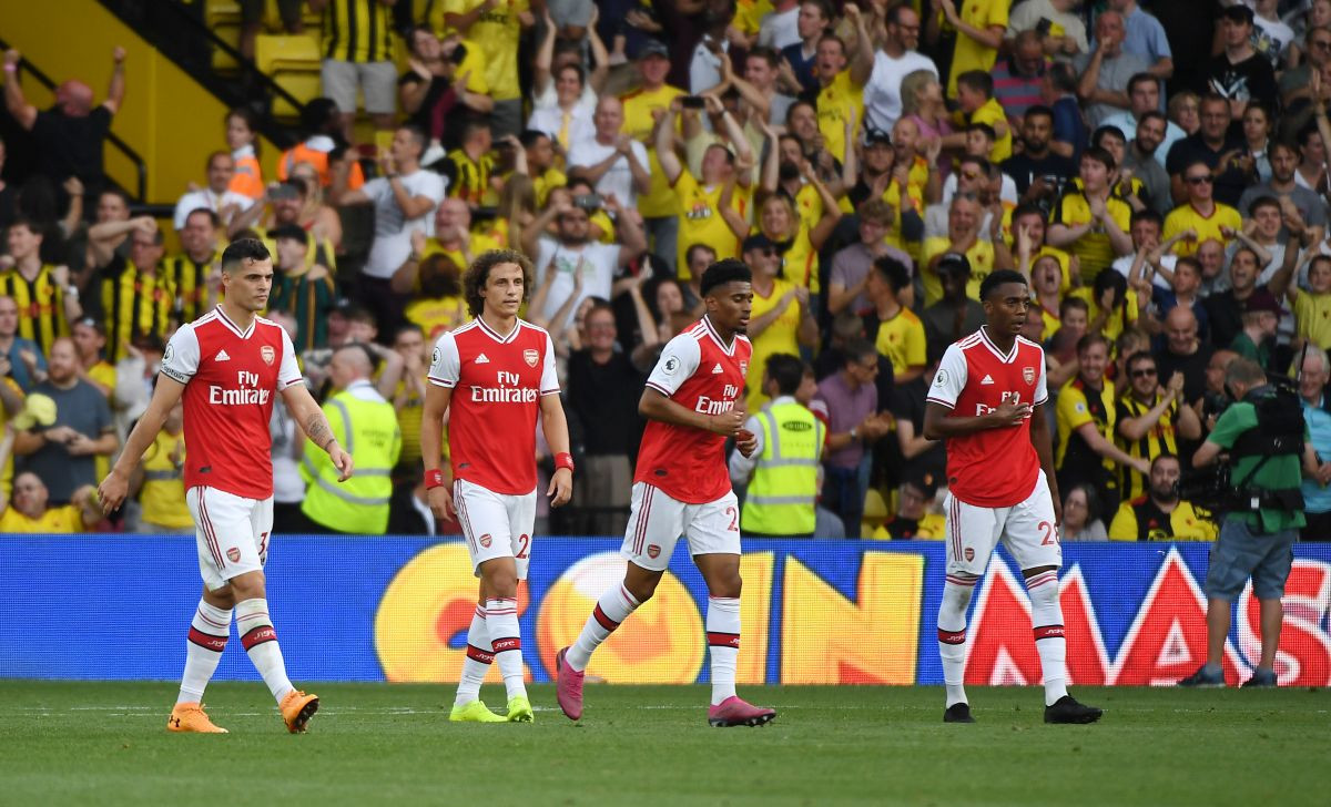 Arsenal prokockao dva gola prednosti, katastrofalna greška Sokratisa presudila meč