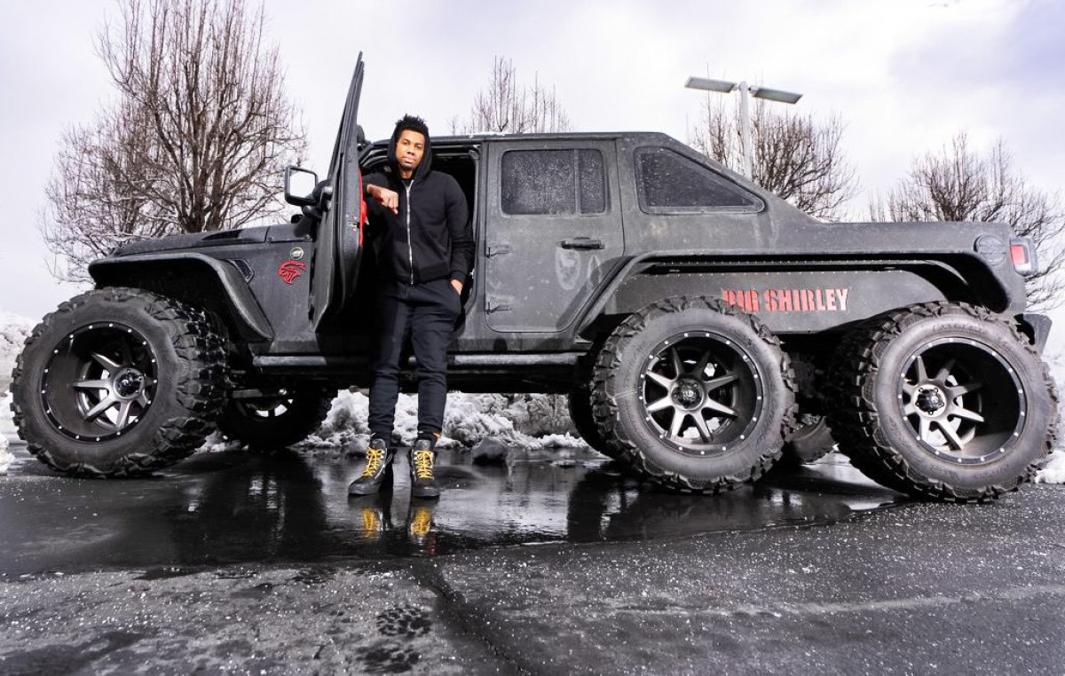 NBA košarkaš kreirao zvijer od automobila: "Izgleda baš kao dobra mama"
