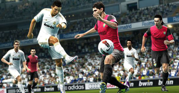 PES 2013 izlazi dvije sedmice prije nego FIFA 13?