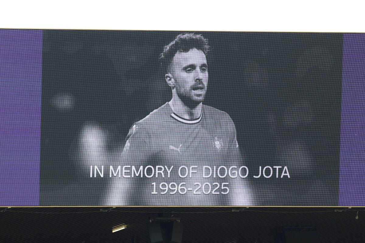 Liverpool je nekoliko minuta nakon smrti Jote napravio potez koji je oduševio cijeli svijet Liverpool je nekoliko minuta nakon smrti Jote napravio potez koji je oduševio cijeli svijet