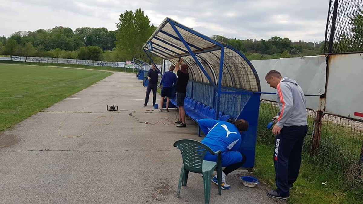 Bh. niželigaš renovira stadion, učestvovao i Samir Bekrić Bh. niželigaš renovira stadion, učestvovao i Samir Bekrić
