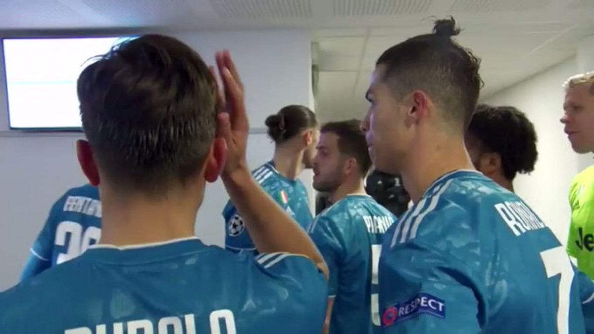 Snimak iz tunela Lyonovog stadiona: Ronaldo i Dybala u razgovoru kritikovali Pjanića i saigrače 