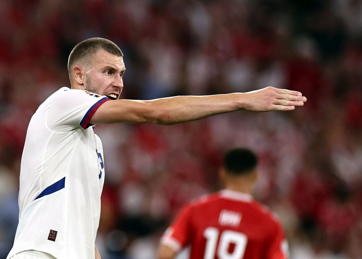 Strahinja Pavlović hladne glave otkrio šta se zaista desilo u svlačionici nakon sporne izjave Tadića Strahinja Pavlović hladne glave otkrio šta se zaista desilo u svlačionici nakon sporne izjave Tadića