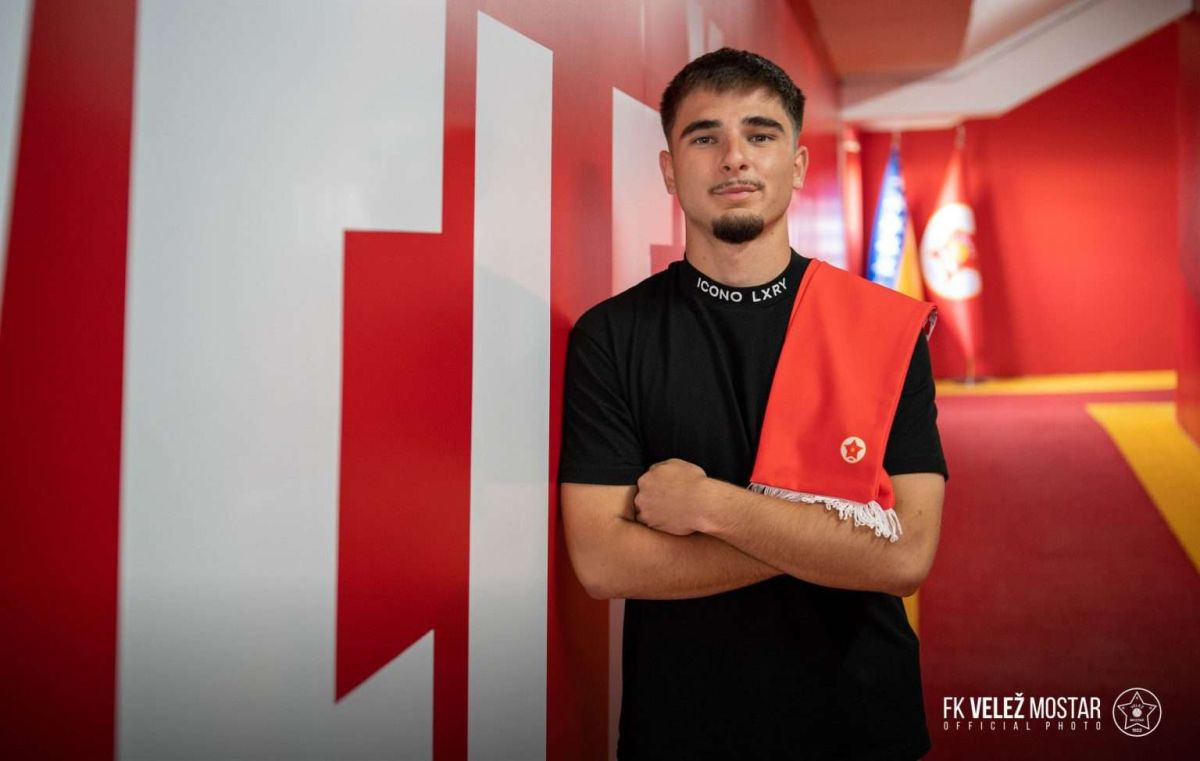 Talentovani kadet potpisao profesionalni ugovor sa Veležom