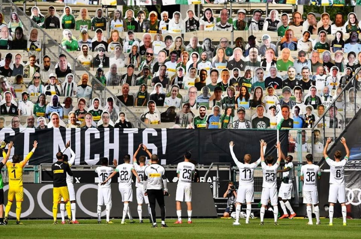 Kako se slavi pobjeda pred 'navijačima' u Bundesligi?