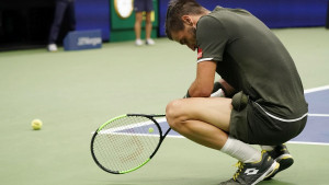 Damir Džumhur sjajno krenuo u meč i osvojio prvi set, ali je Federer na kraju ipak slavio