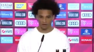 Sane na predstavljanju u Bayernu slučajno otkrio veliki transfer