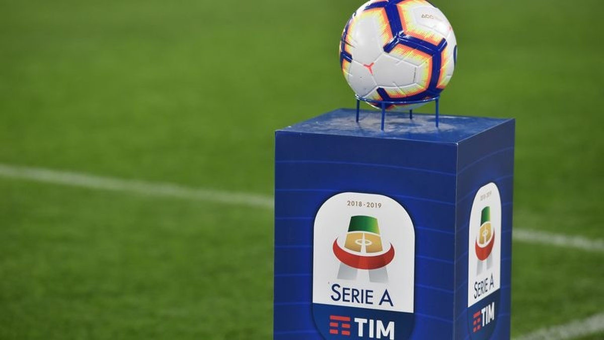 Serija A službeno potvrdila: Ako se sezona opet prekine, play-off ili algoritam odlučuju o prvaku! Serija A službeno potvrdila: Ako se sezona opet prekine, play-off ili algoritam odlučuju o prvaku!