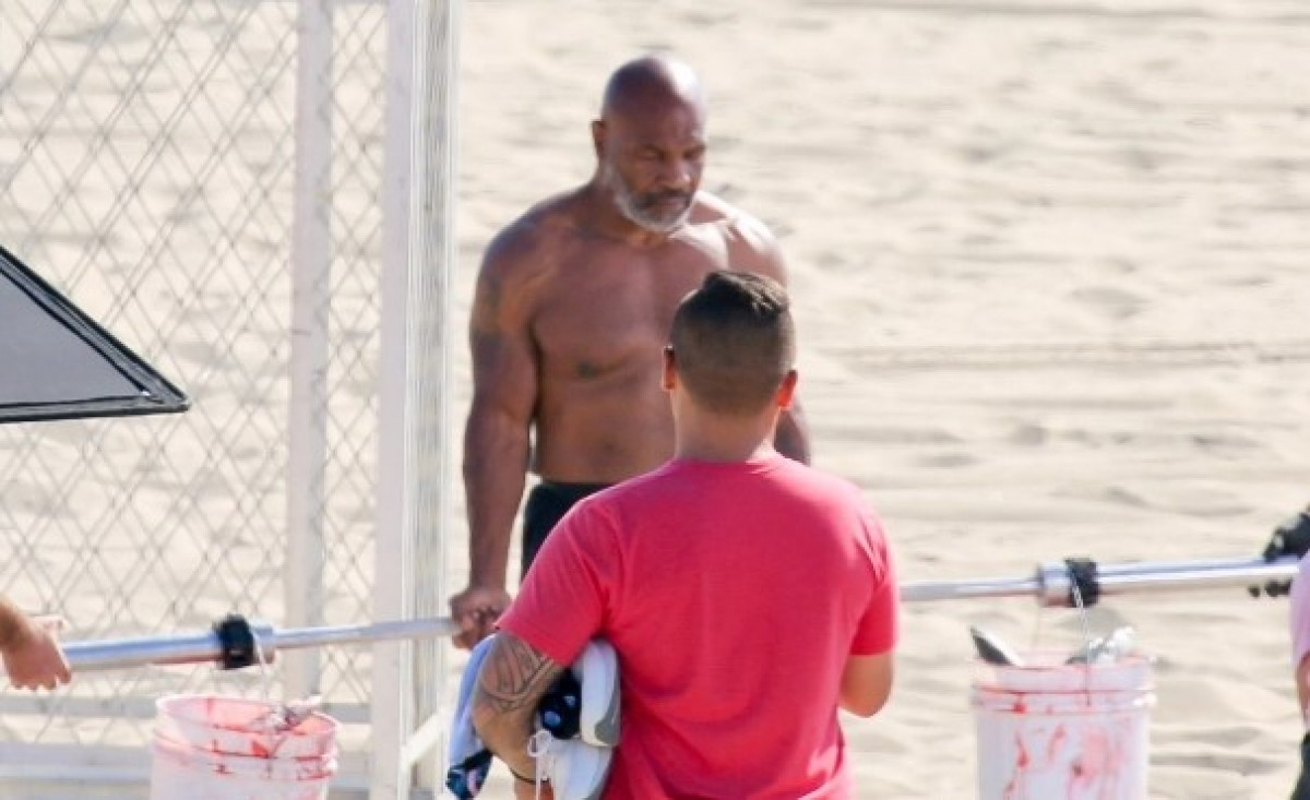 Sve je stalo kada se na plaži pojavio Mike Tyson