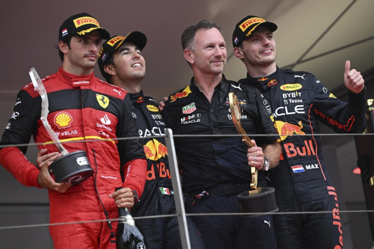 Carlos Sainz bi ipak mogao voziti za Red Bull Racing? Horner: "Sve opcije su otvorene!"