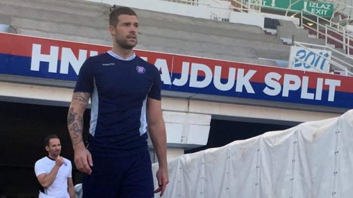 Igrao u Leicesteru, sada na probi u Hajduku