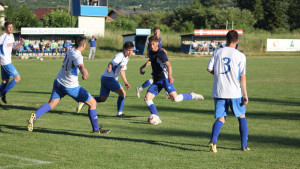 Dacić van stroja na početku sezone
