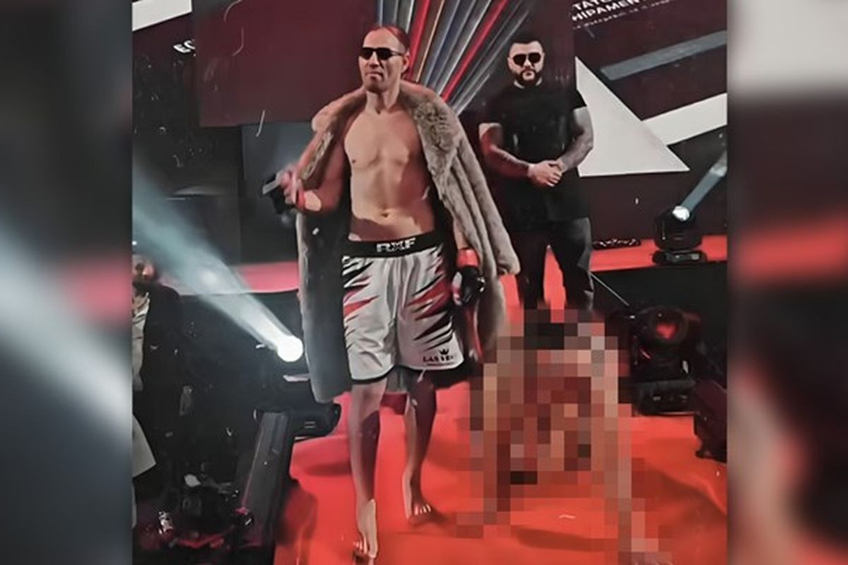Sav besmisao današnjeg svijeta: Borac polugolu ženu vodio kao psa do kaveza, a onda pretukao drugu..