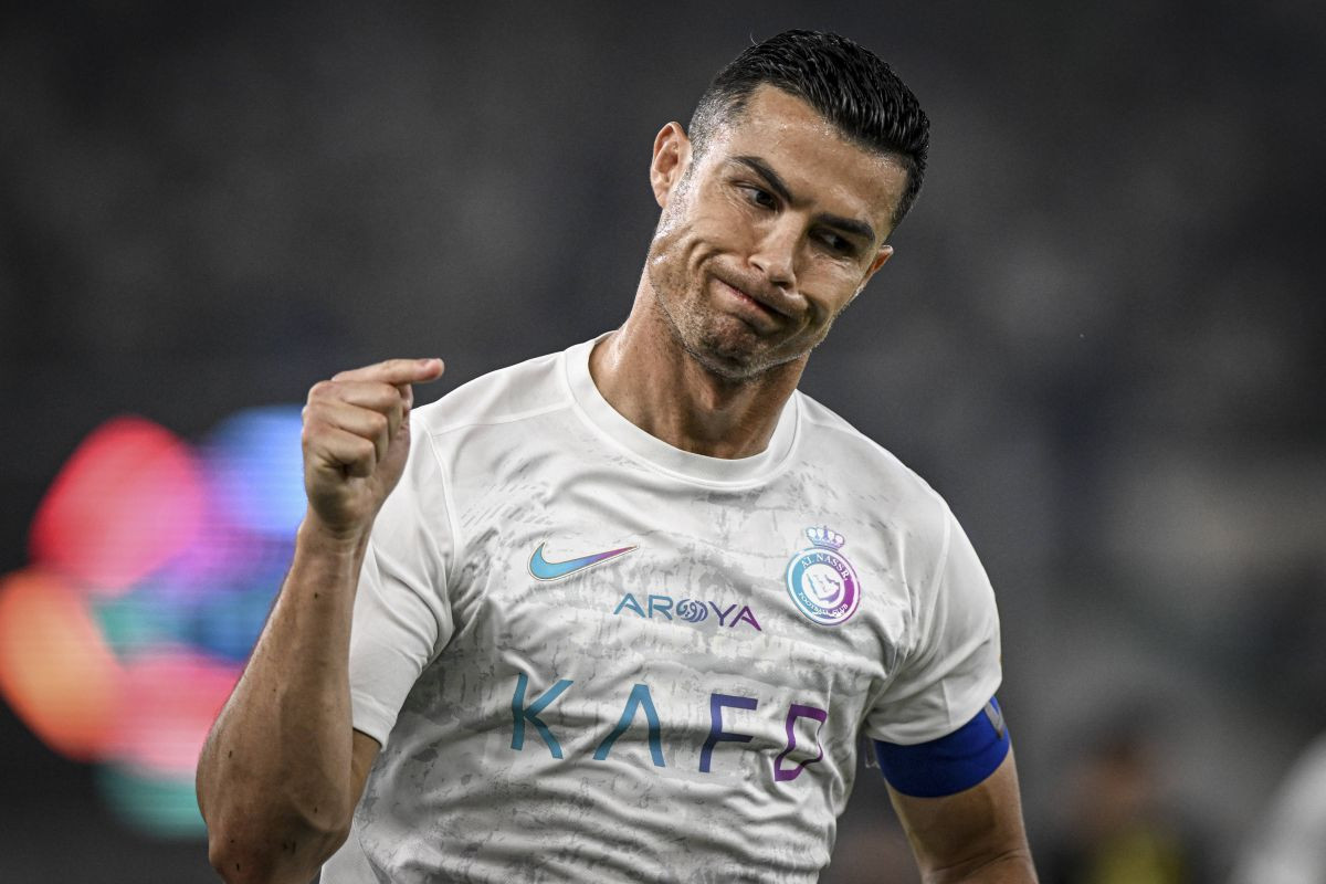 Potpuni raspad Al Nassra: Cristiano Ronaldo prinuđen da šuti i da gleda pravi haos Potpuni raspad Al Nassra: Cristiano Ronaldo prinuđen da šuti i da gleda pravi haos